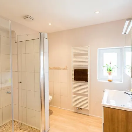 Szálloda Zum Holzwurm